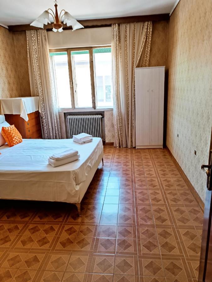לינה וארוחת בוקר טסרה Locazione Turistica מראה חיצוני תמונה