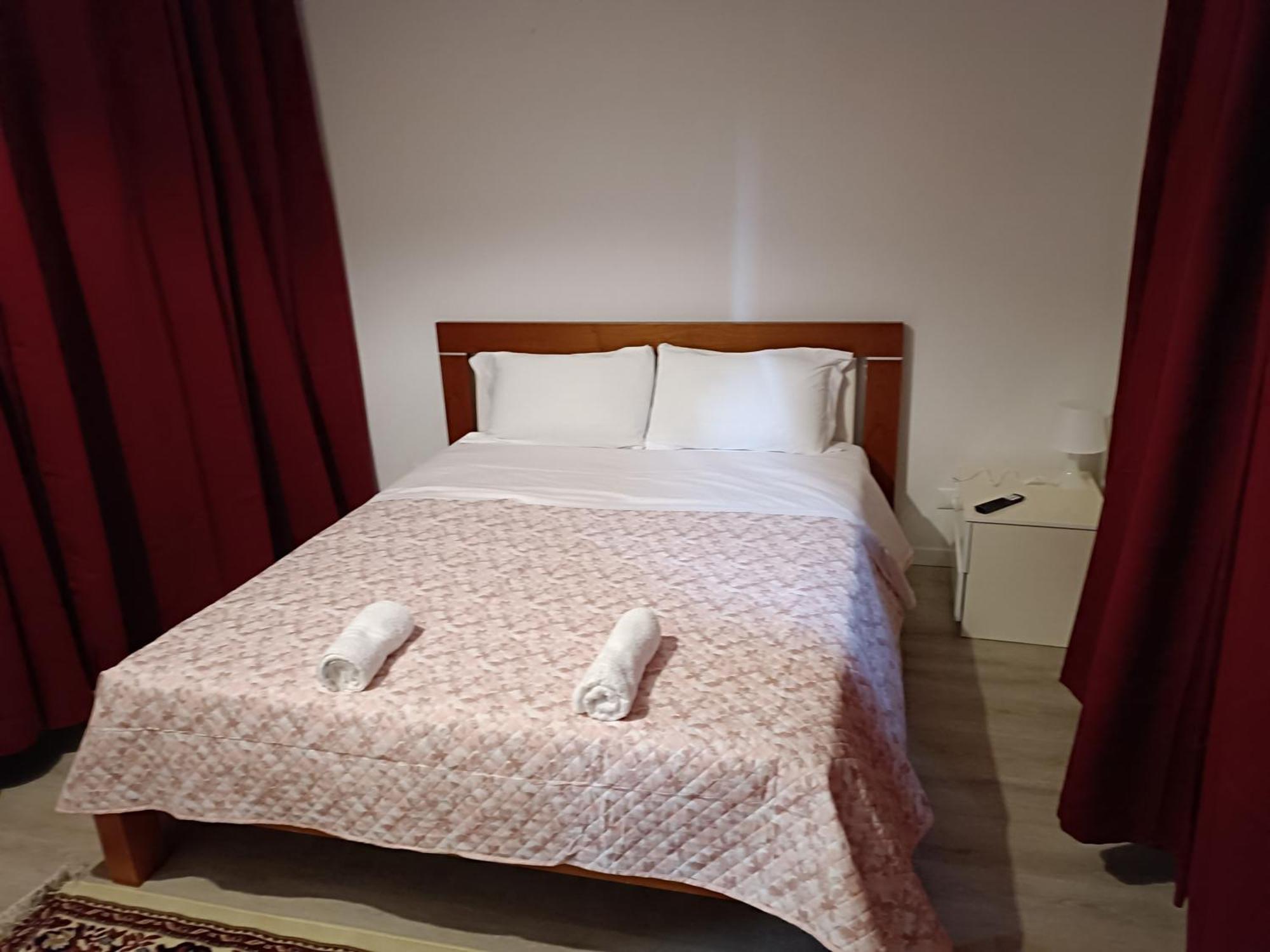 לינה וארוחת בוקר טסרה Locazione Turistica מראה חיצוני תמונה